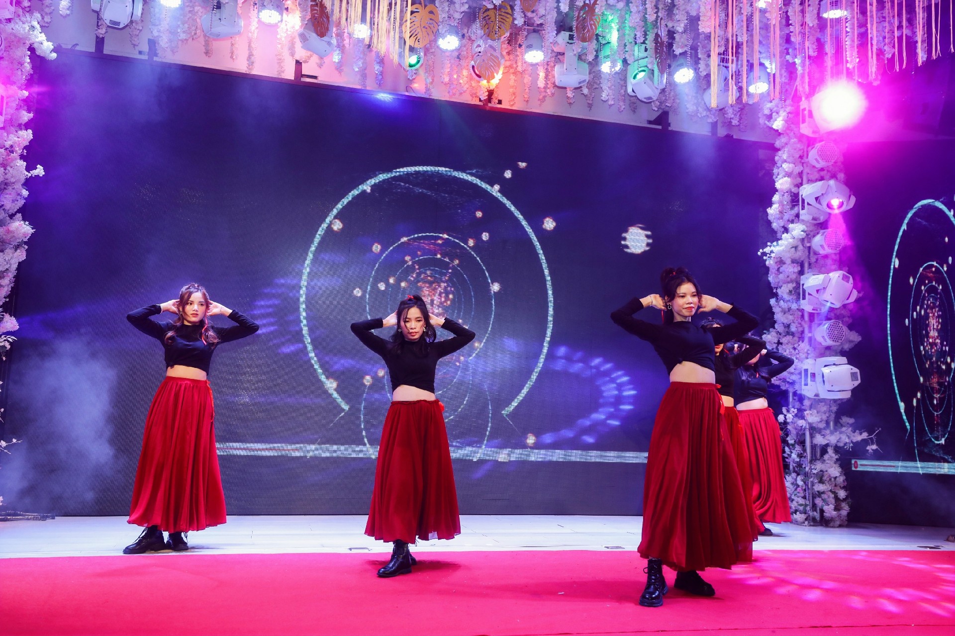 1705995337400613.jpg 1705995337400613.jpg