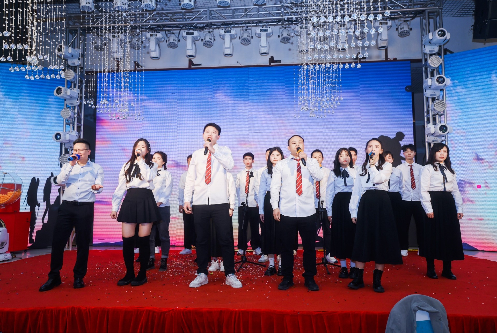 1708994395273926.jpg 1708994395273926.jpg