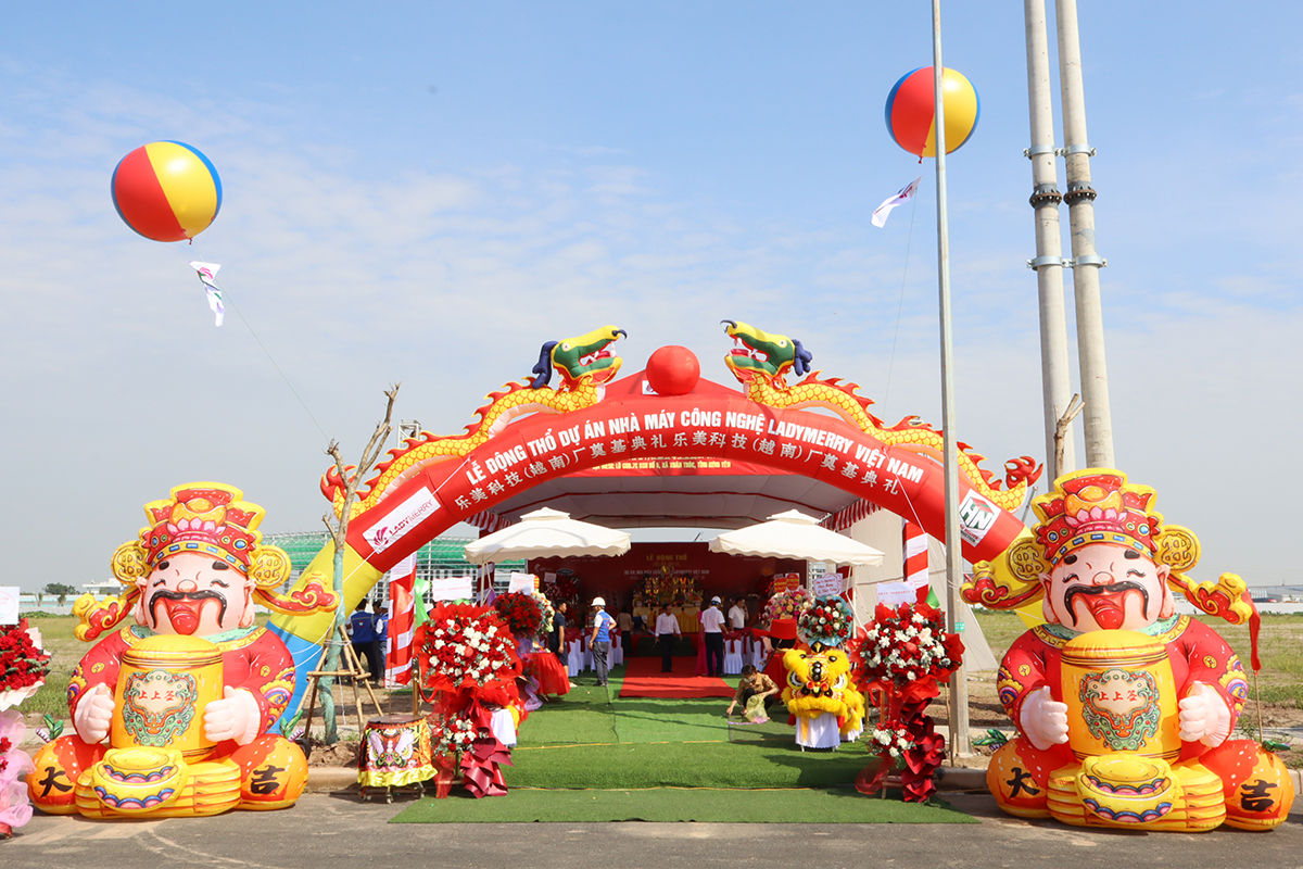 1759212029201218.jpg IMG_0335(1)(2).jpg